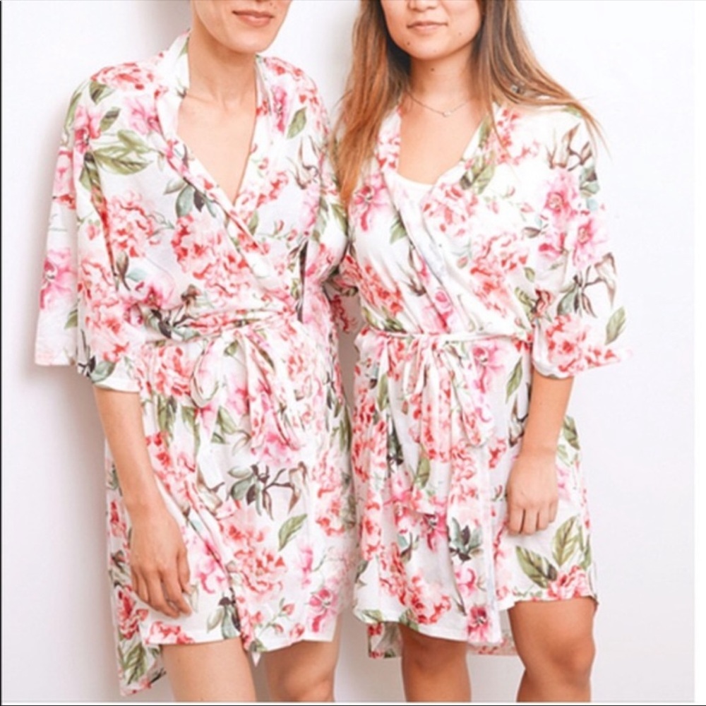 Show Me Your MuMu Brie Robe - Picture 3 of 3